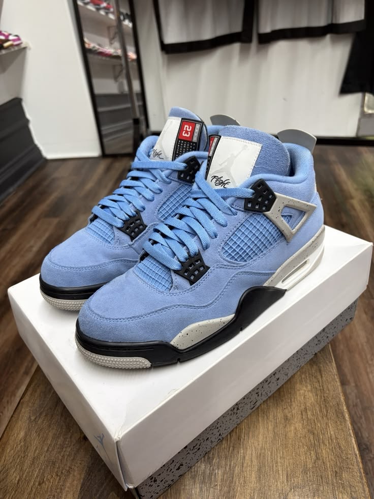 Jordan 4 flight