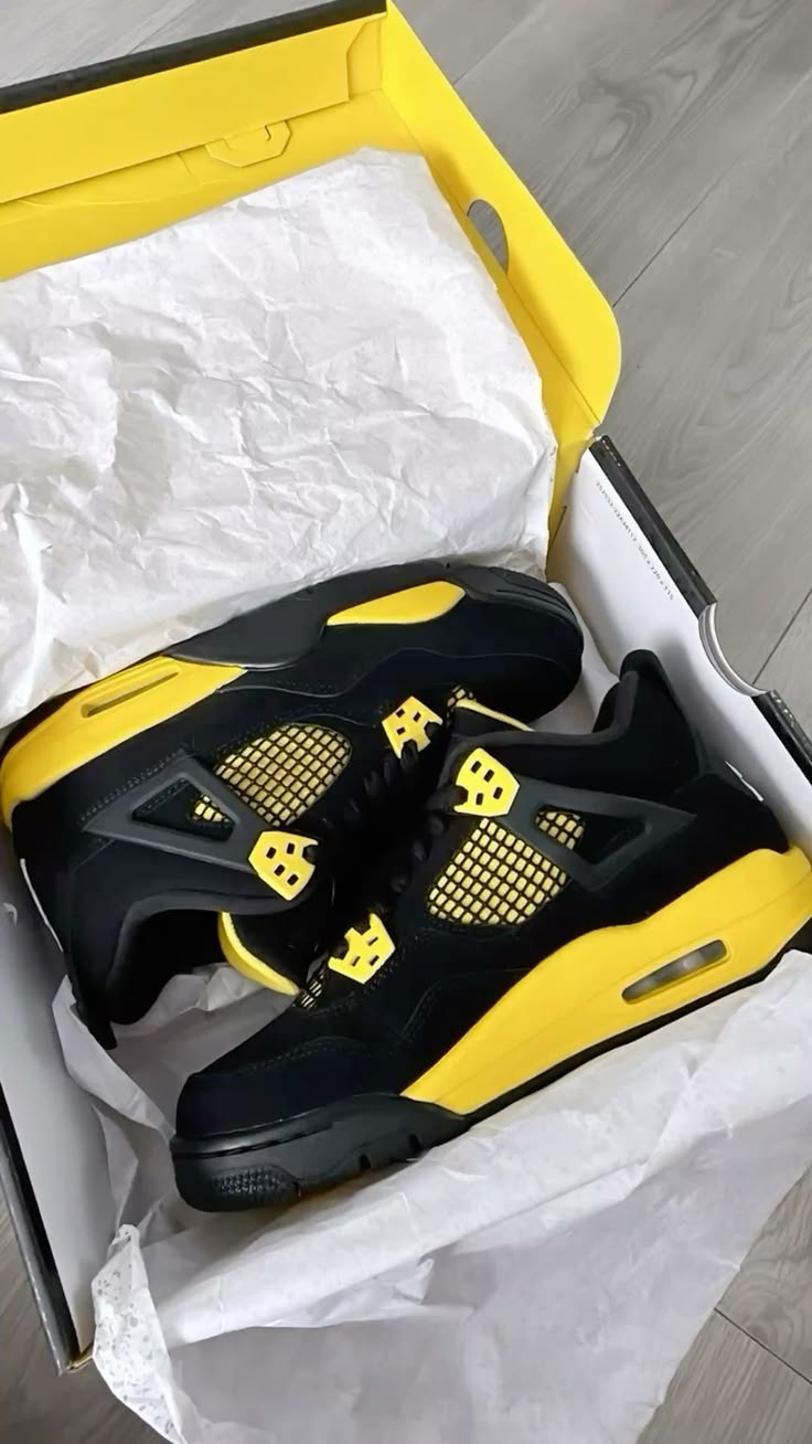 Jordan 4
